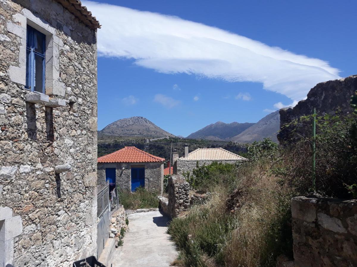 Aspasia House Oítilon Exteriér fotografie