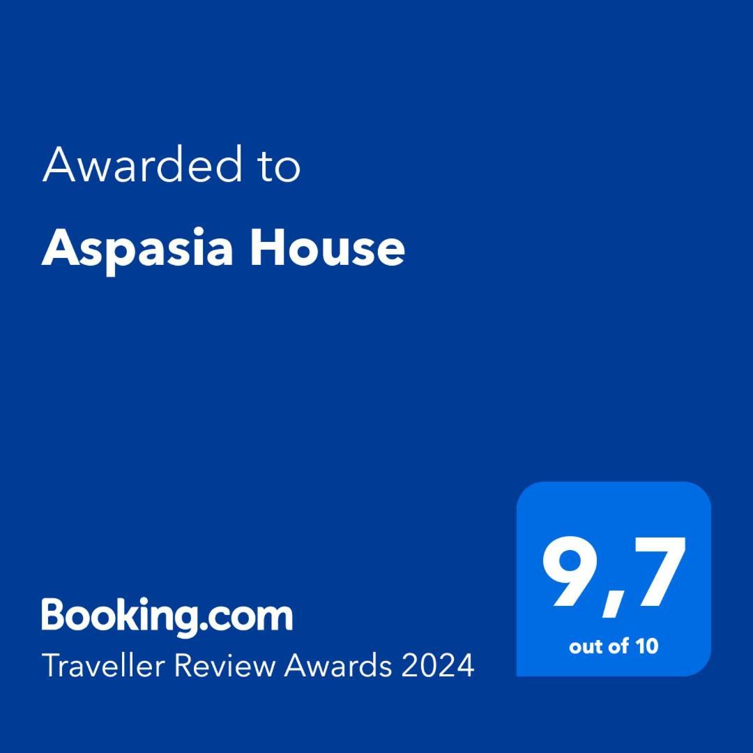 Aspasia House Oítilon Exteriér fotografie
