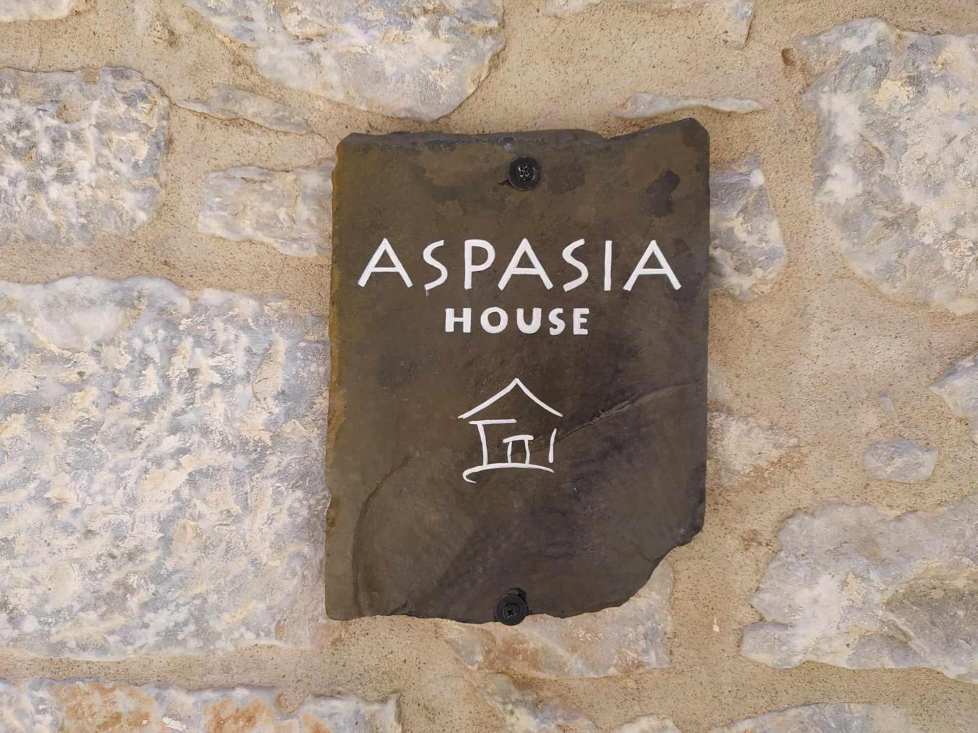 Aspasia House Oítilon Exteriér fotografie